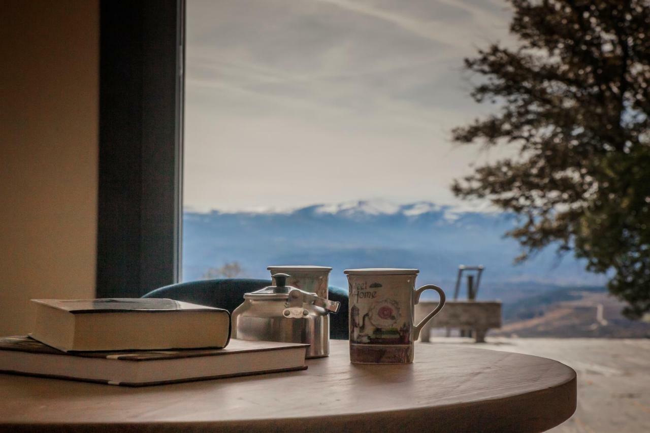 The Rock Suites & Spa Congosto Exteriör bild